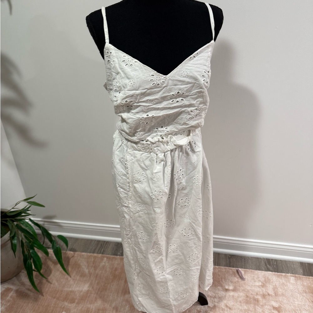 Elegant White 2 piece Eyelet skirt + top